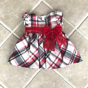 Adorable baby girls Christmas dress